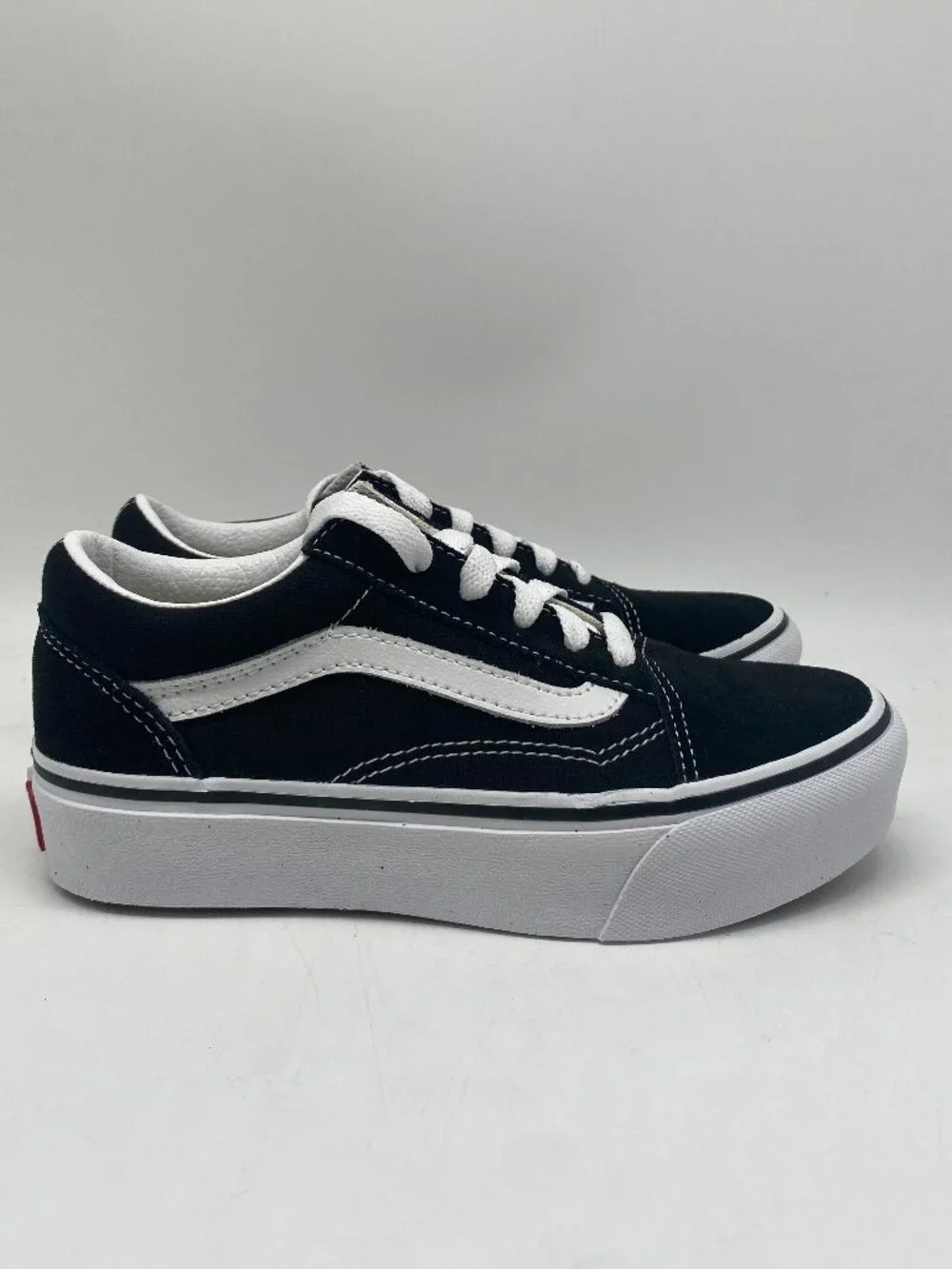 VANS OLD SKOOL PLATFORM BLACK/WHITE US YOUTH SIZE 2